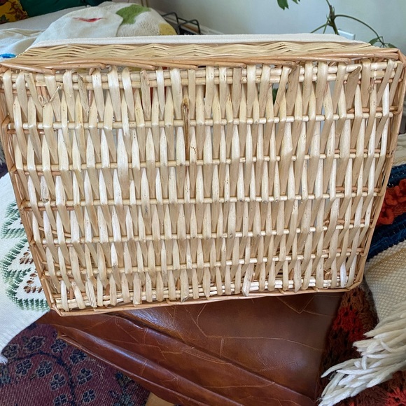Wicker Handle & Bottom Canvas Shopper Tote Casual